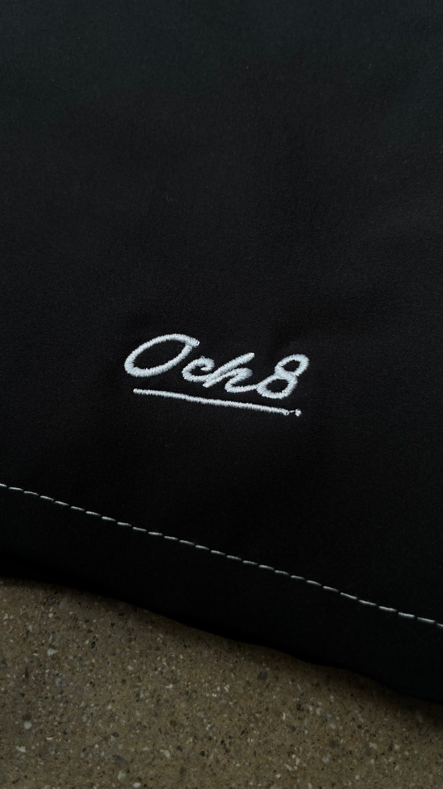 Pantaloneta “LOG8”